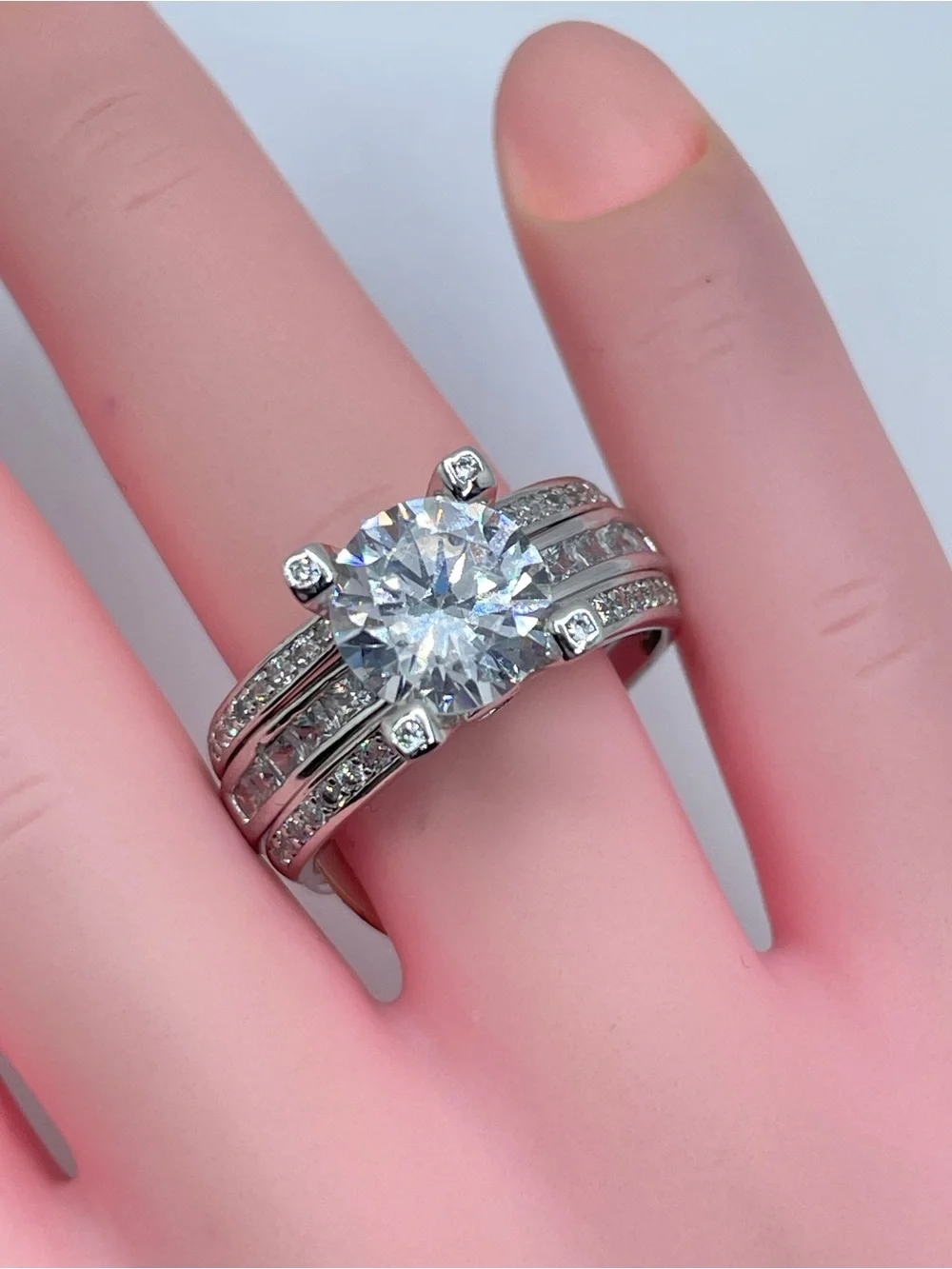 Stunning 10K Gold Plated CZ Engagement Ring Set Split Shank Pavé New